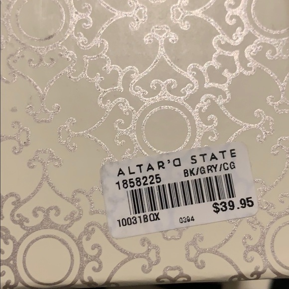 Altar’d State Watch with extra bands - Picture 4 of 4